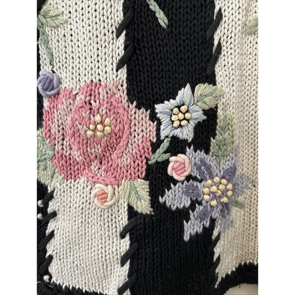 Vintage Maggie Lawrence Cardigan 80s Black Knit Flower Sweater Medium Read - Picture 13 of 16